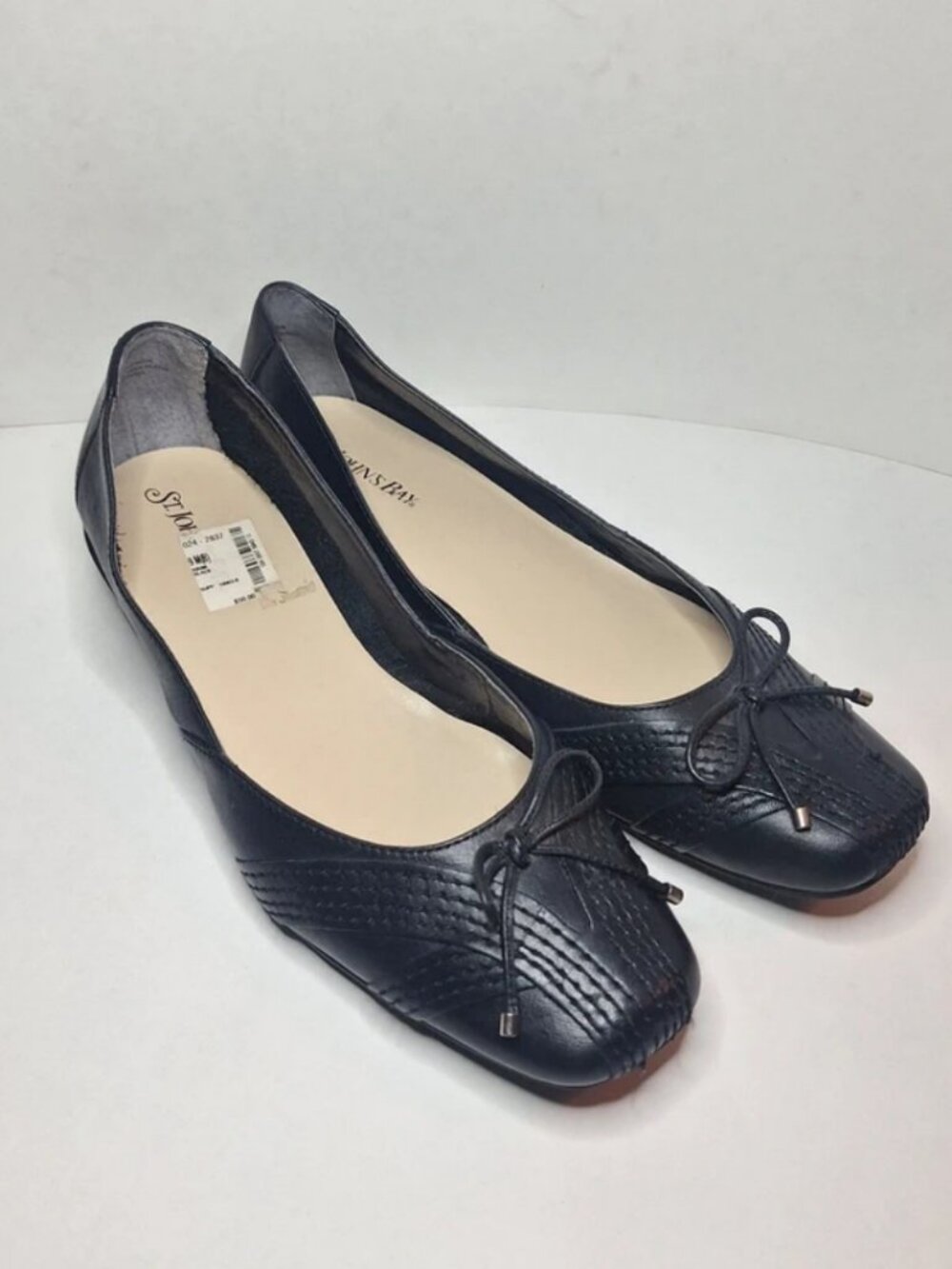 St. John's Bay Black Leather Slip-on Ballet Flats Size US 9 M Bow Accent Low Hee